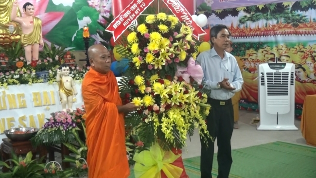 Mỹ Tú: Tổ chức Đại lễ Phật đản tại chùa Hồng Phước 