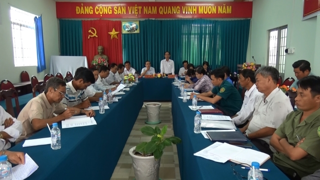 Lãnh đạo huyện Uỷ dự sơ kết công tác tuyên truyền, vận động hộ gia đình tham gia xây dựng nông thôn mới xã Mỹ Tú