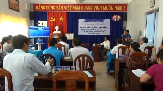 Chương trình quay số trúng thưởng Tri ân khách hàng – Tháng 12 tại Điện lực Mỹ Tú