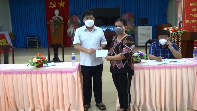 Lãnh đạo huyện Mỹ Tú kiểm tra công tác phòng, chống dịch COVID-19 tại xã Thuận Hưng