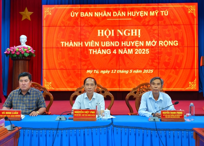 UBND huyện Mỹ Tú Họp thành viên mở rộng tháng 4 năm 2025