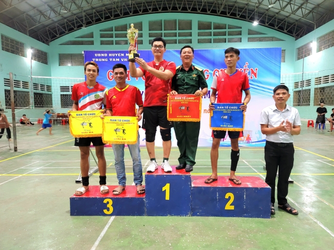 Mỹ Tú tổ chức thành công giải vô địch Bóng chuyền huyện măn 2023