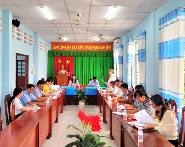 Hội đồng Nhân dân huyện giám sát tình hình hoạt động của Hội đồng nhân dân xã Mỹ Hương