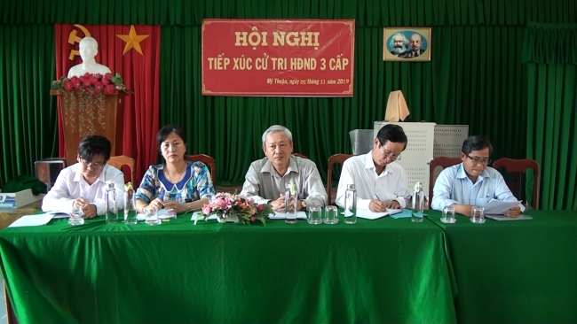 Đoàn đại biểu HĐND 3 cấp tiếp xúc cử tri xã Mỹ Thuận
